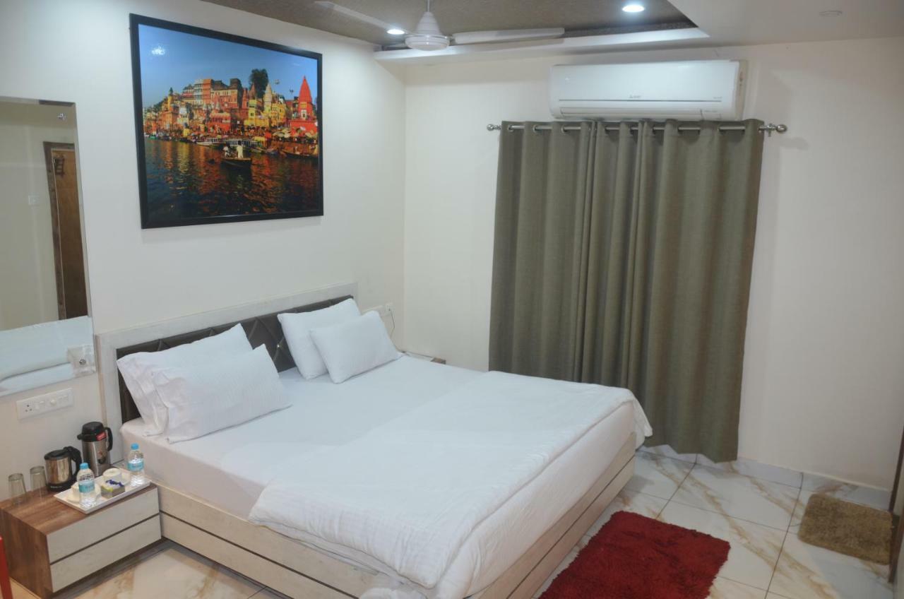 فاراناسي Hotel Tamilnadu Kashi المظهر الخارجي الصورة