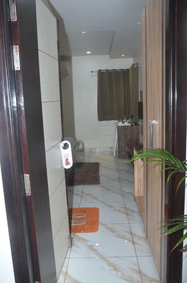 فاراناسي Hotel Tamilnadu Kashi المظهر الخارجي الصورة