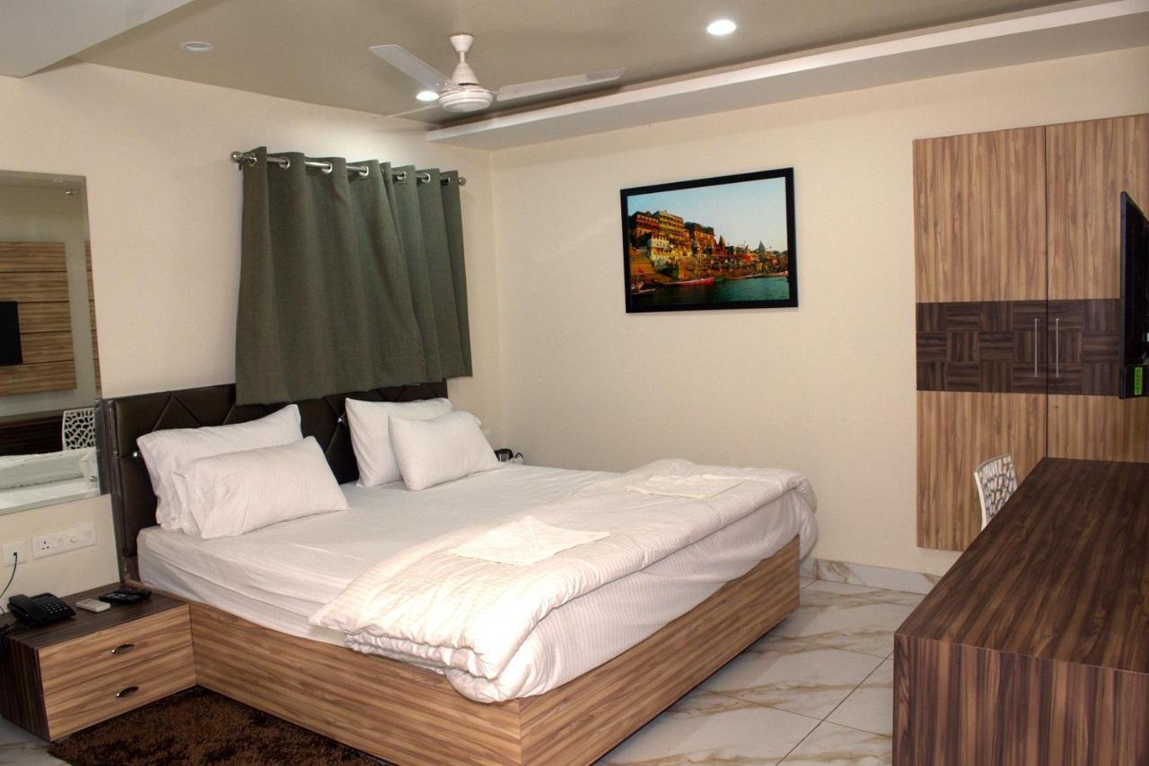 فاراناسي Hotel Tamilnadu Kashi المظهر الخارجي الصورة